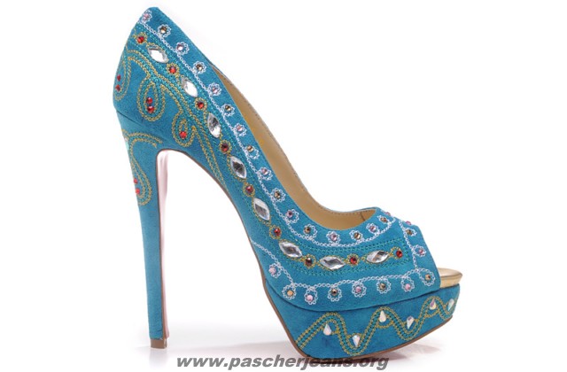 chaussure louboutin solde