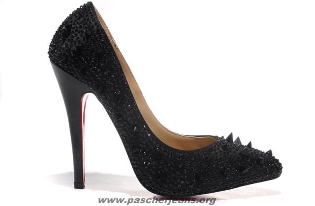 chaussure christian louboutin femme