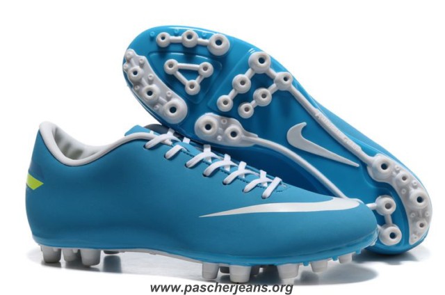 chaussure de foot solde
