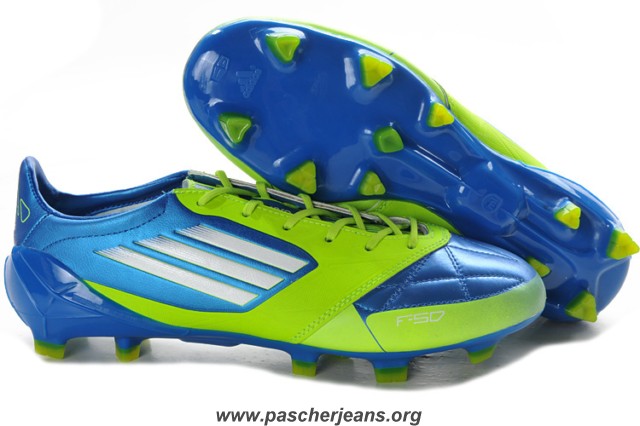 soldes chaussures de foot
